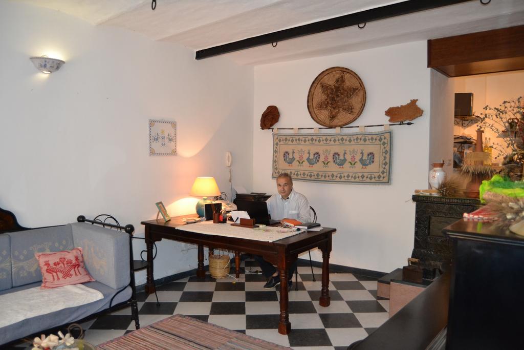 Su Cantaru Guesthouse Villanova Monteleone Exterior foto