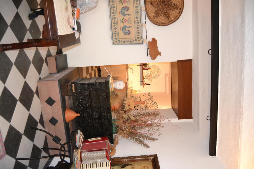 Su Cantaru Guesthouse Villanova Monteleone Exterior foto