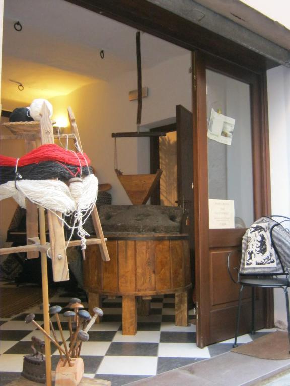 Su Cantaru Guesthouse Villanova Monteleone Zimmer foto